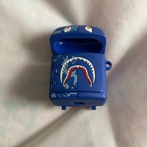 AirPod Case, good condition!